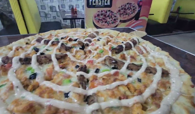  Kabab Crust Pizza By Jawa Resturant