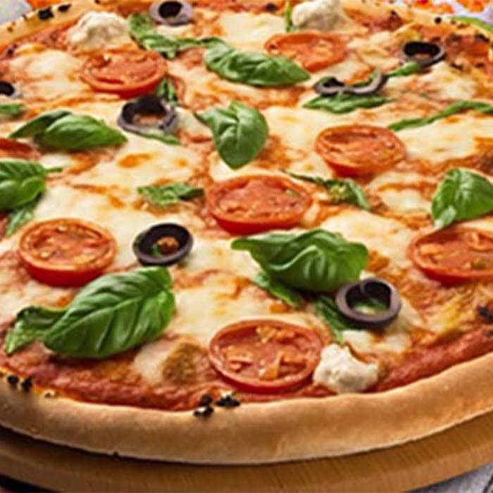 Chicken Pari Pari Pizza